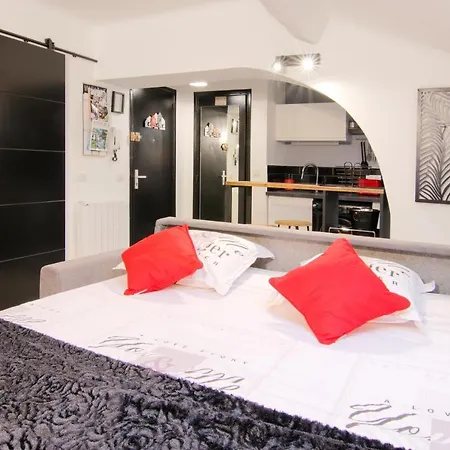 Charming Studio Central Lägenhet Cannes